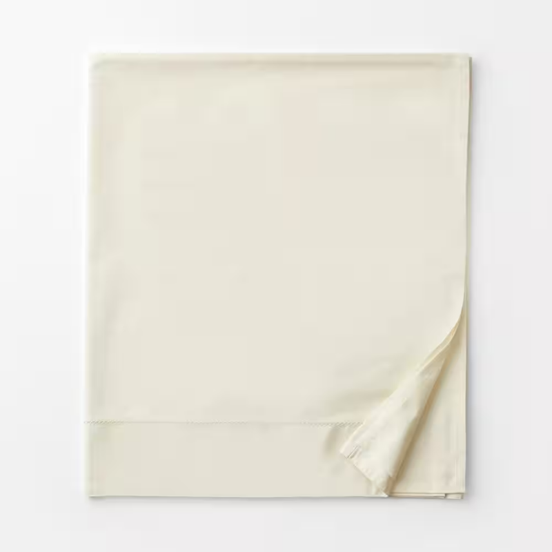 Legends Hotel Organic Ivory Solid 300-Thread Count Legends Hotel Organic Sateen Twin/Twin XL Flat Sheet