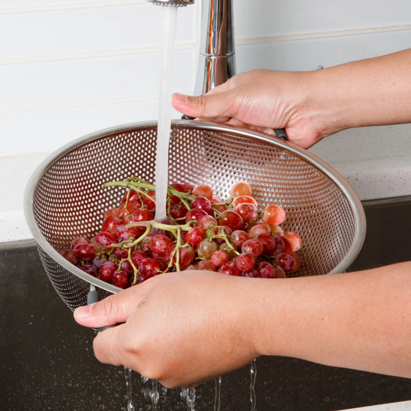 5 Qt Stainless Steel Colander - Image 4